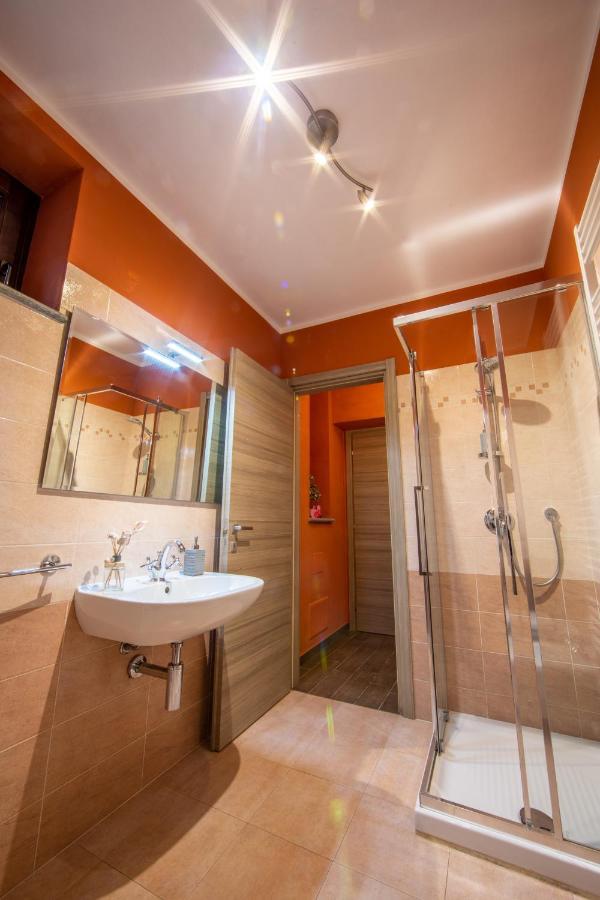 Binario 9 3/4 Bed & Breakfast Villafranca Piemonte Exterior foto